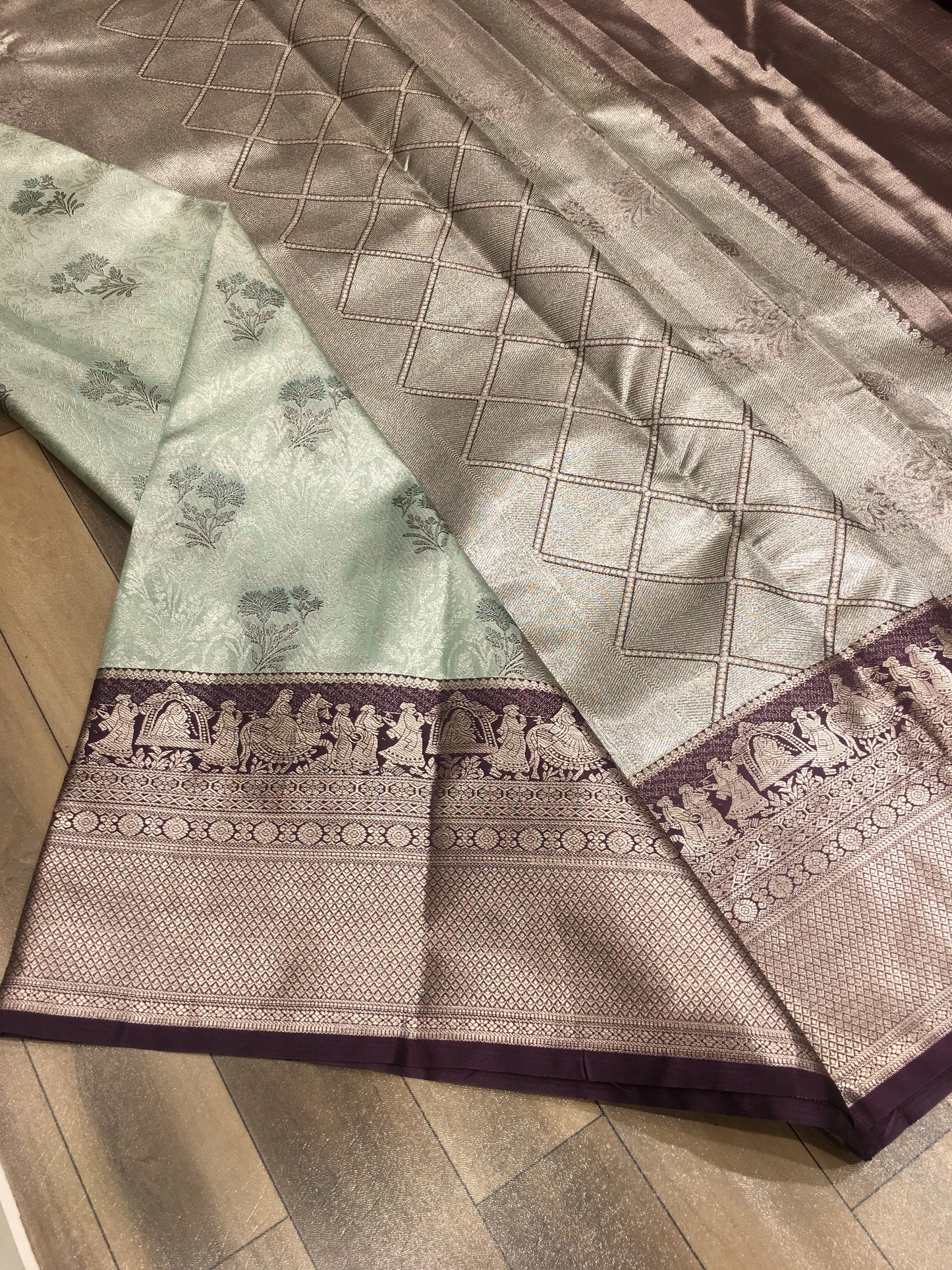 Semi Kanchipuram Tissue Saree