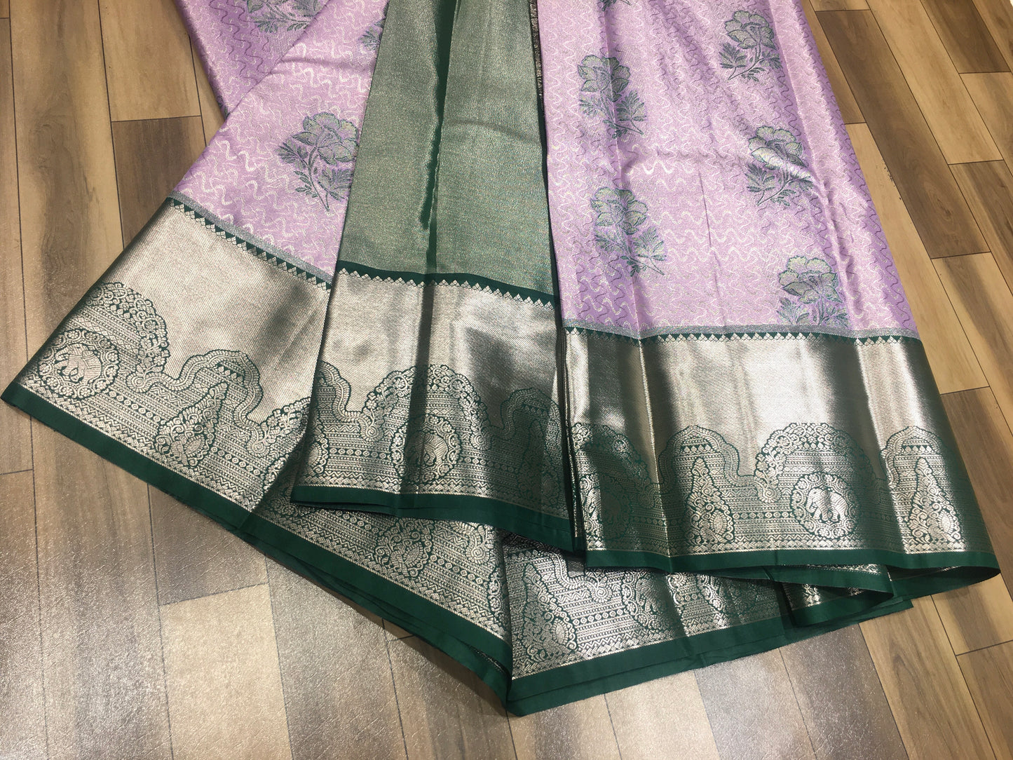 Semi Kanchipuram Tissue Saree