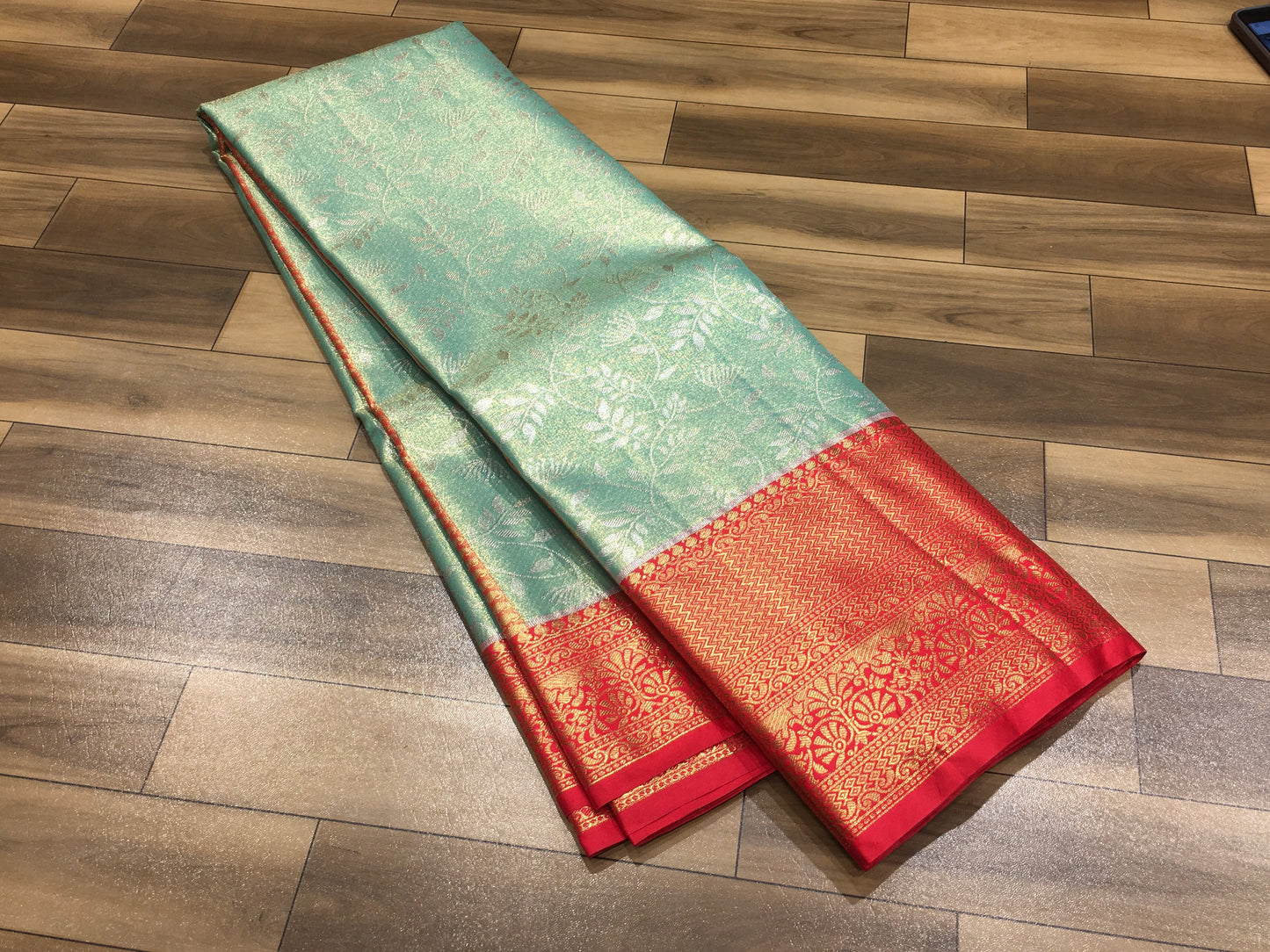 Semi Kanchipuram Tissue Saree