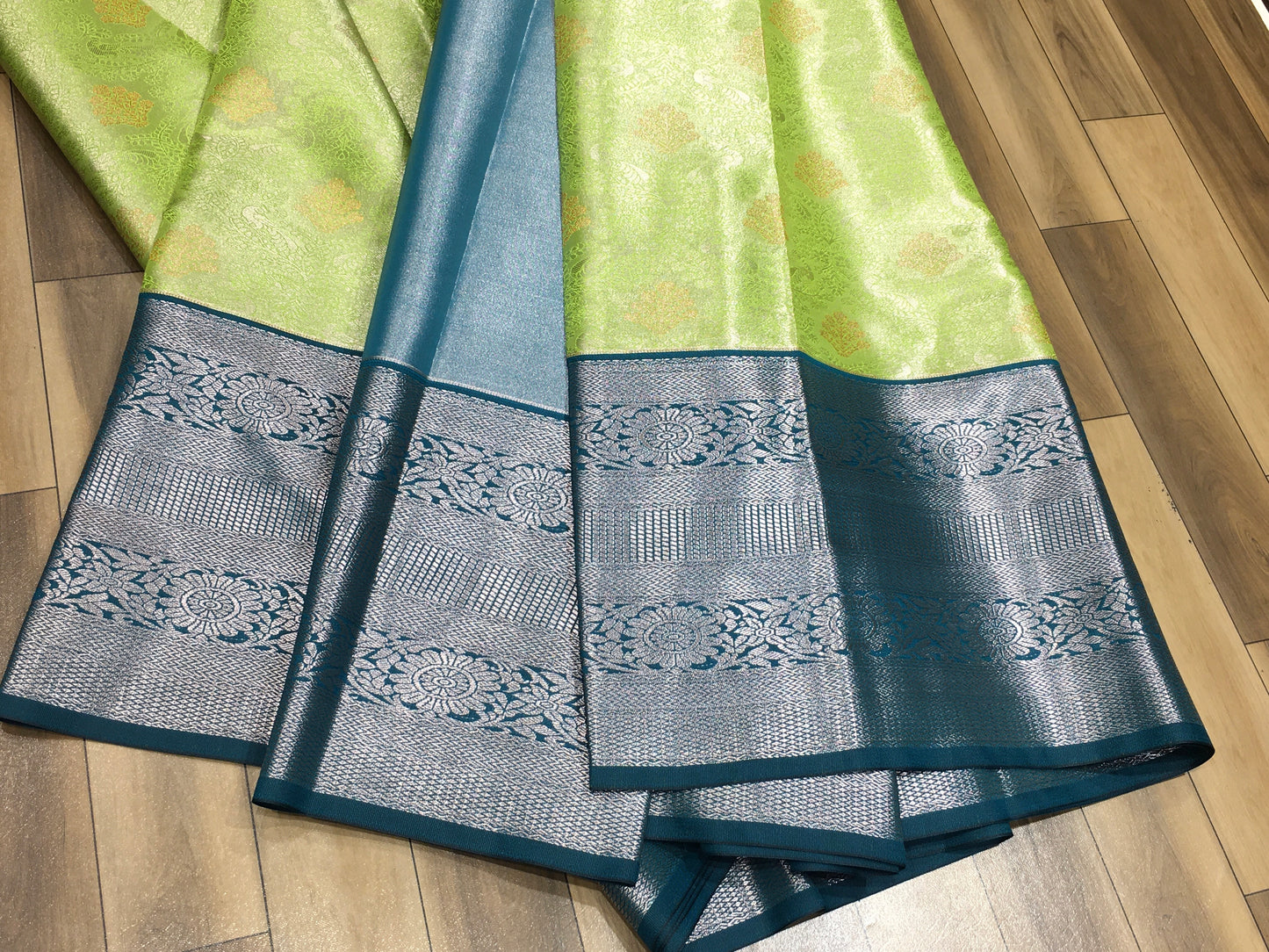 Semi Kanchipuram Brocade Saree