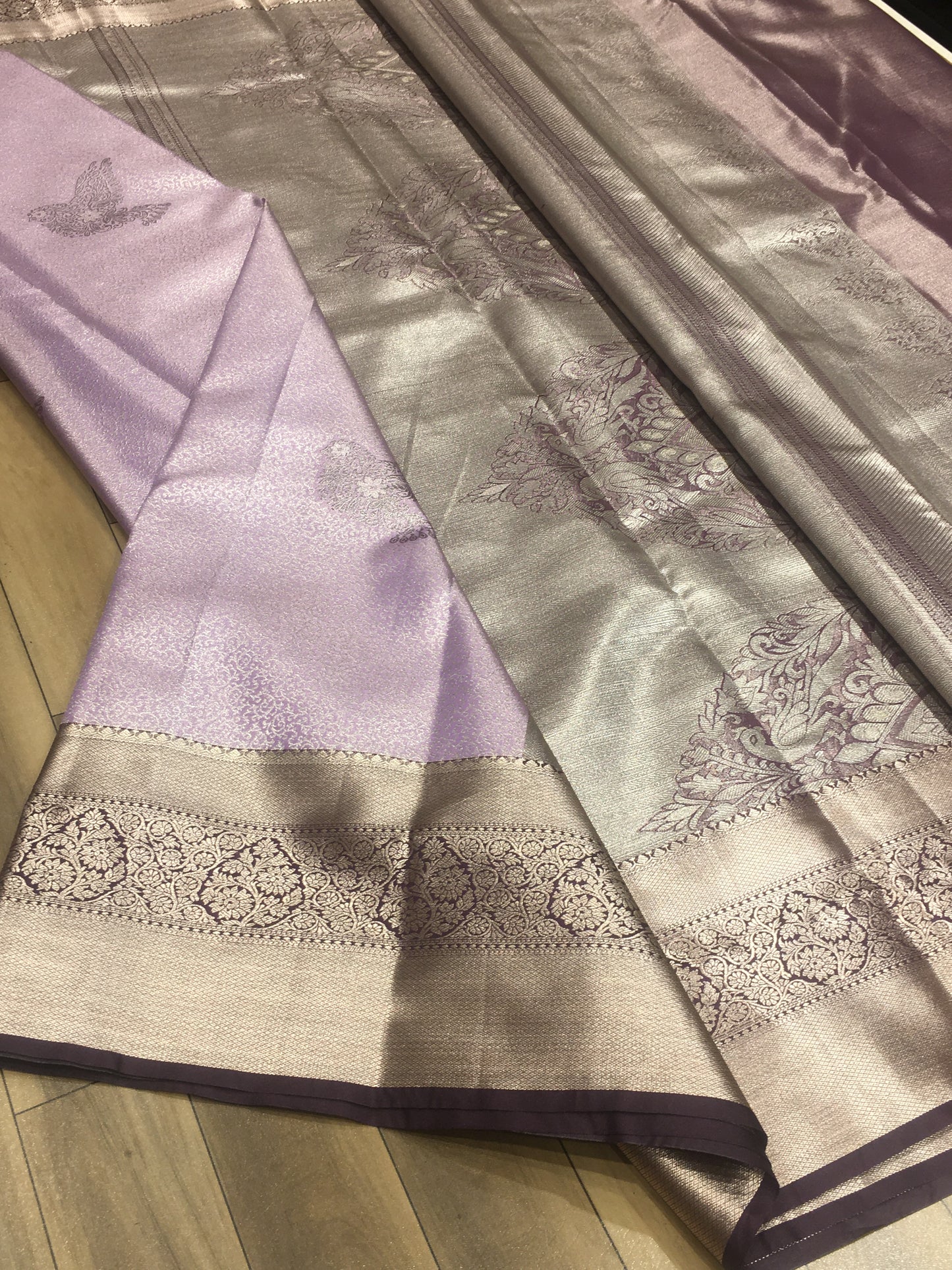 Semi Kanchipuram Tissue Saree