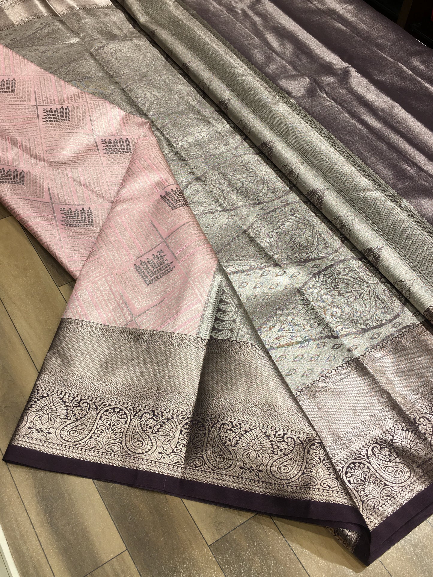 Semi Kanchipuram Tissue Saree