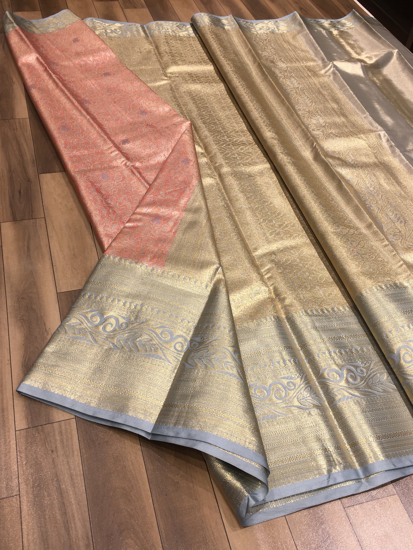 Semi Kanchipuram Tissue Saree