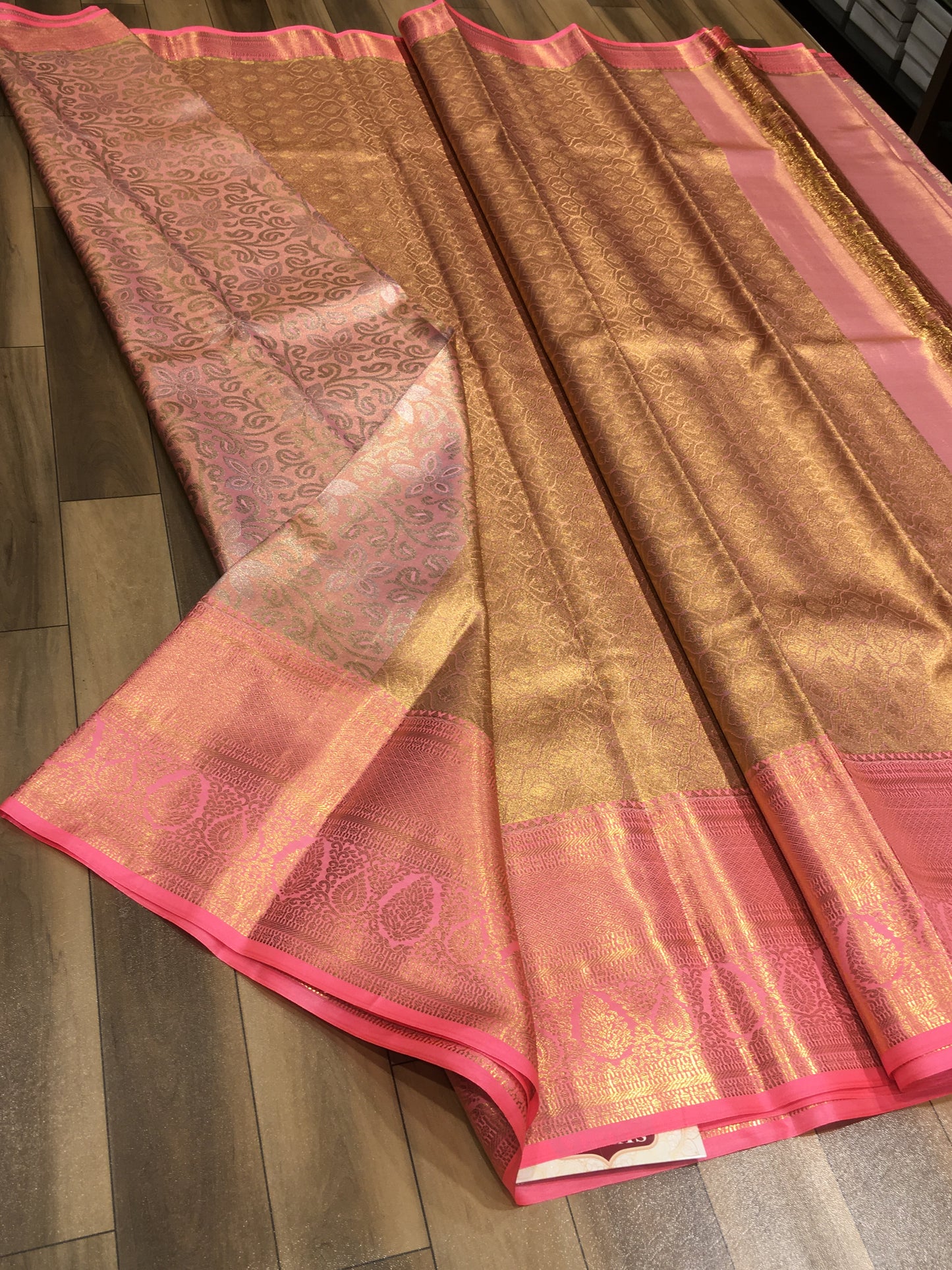 Semi Kanchipuram Tissue Saree