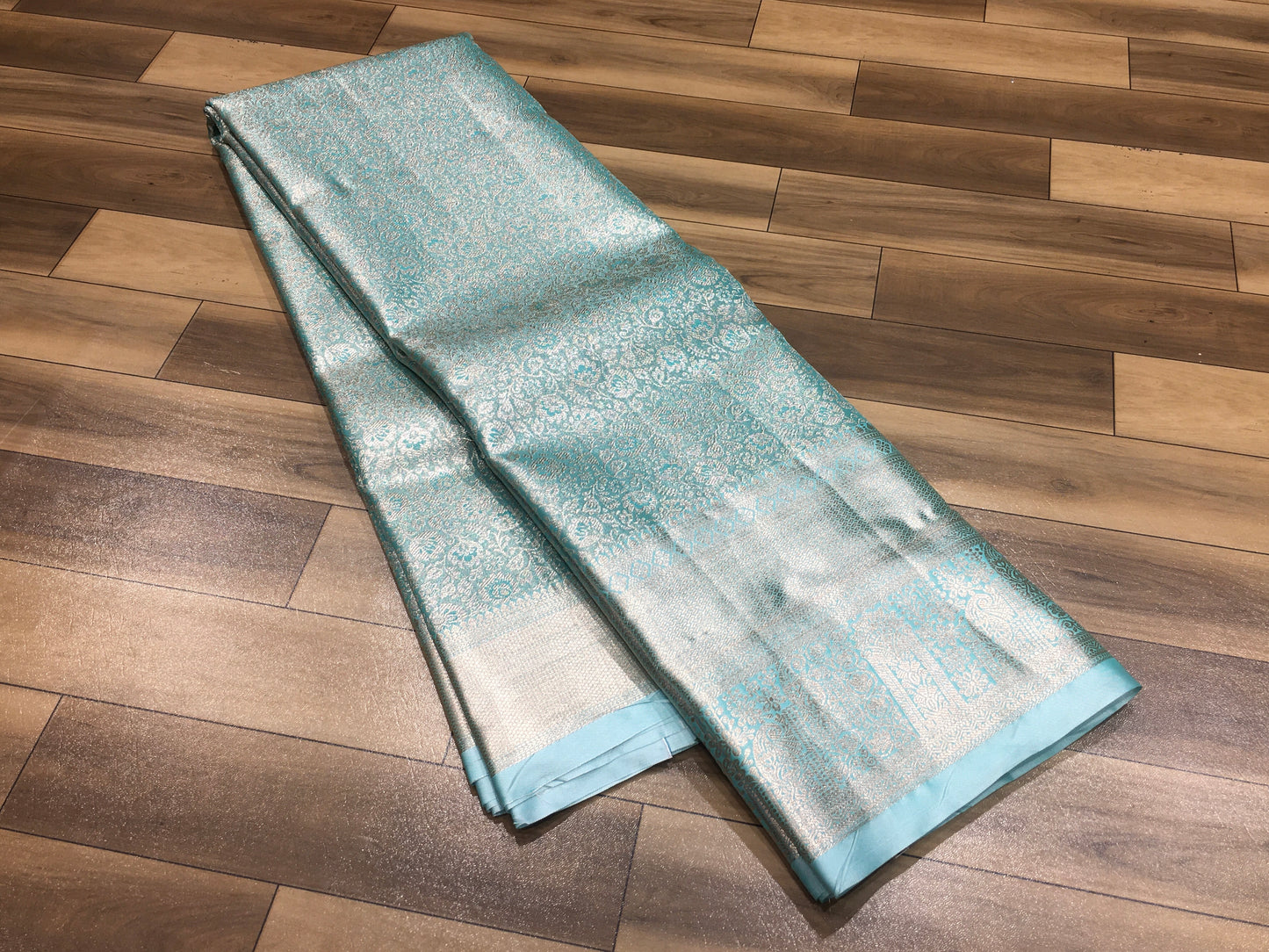 Semi Kanchipuram Tissue Saree