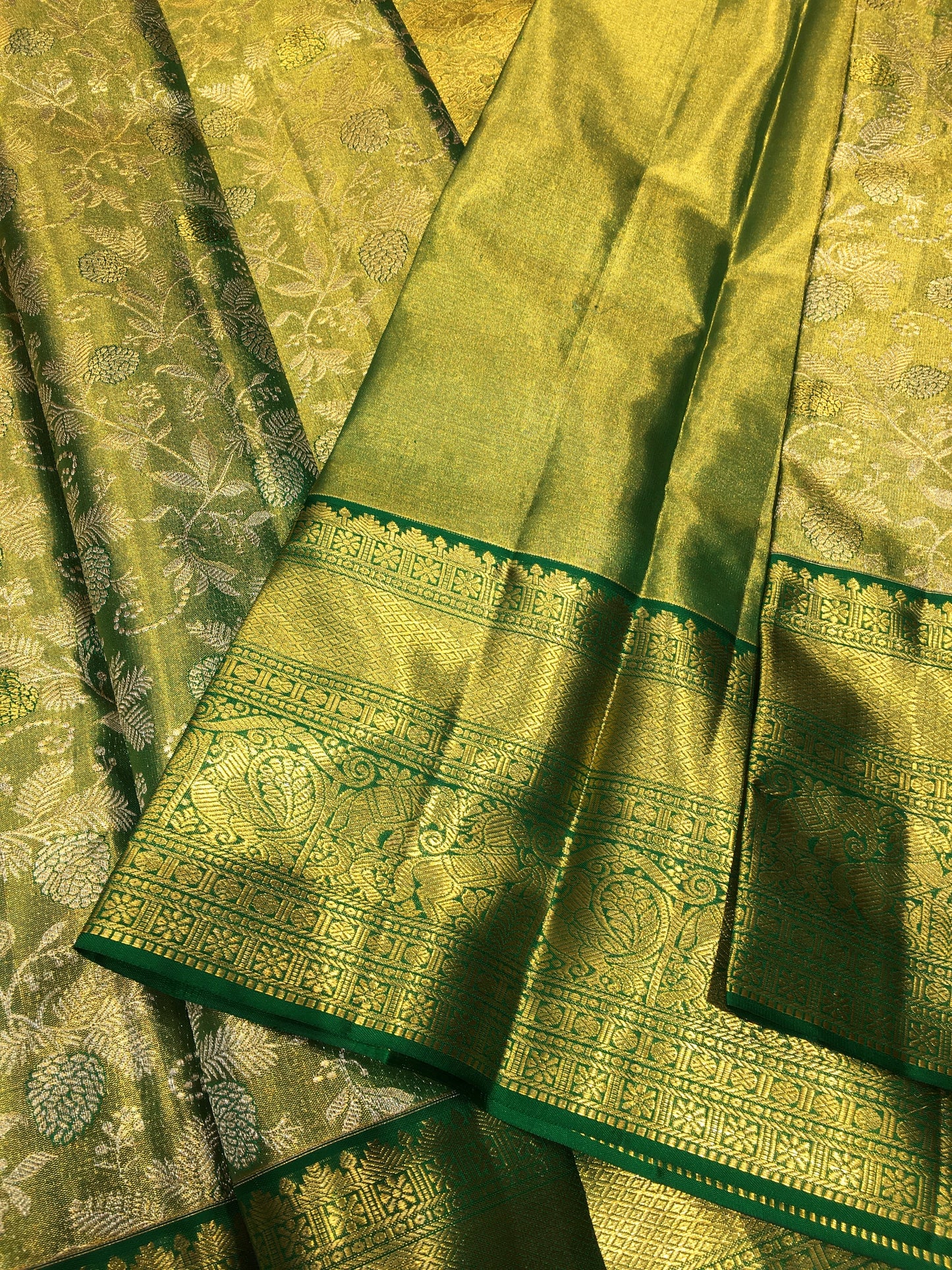 Pure Kanchipuram Tissue Silk Saree