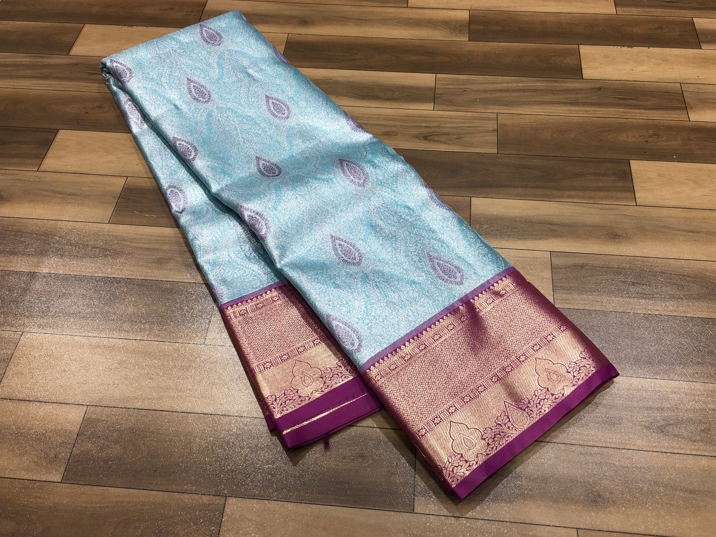 Semi Kanchipuram Tissue Saree