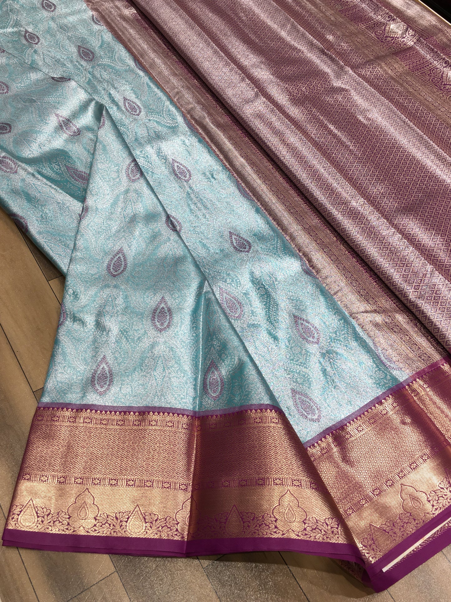 Semi Kanchipuram Tissue Saree