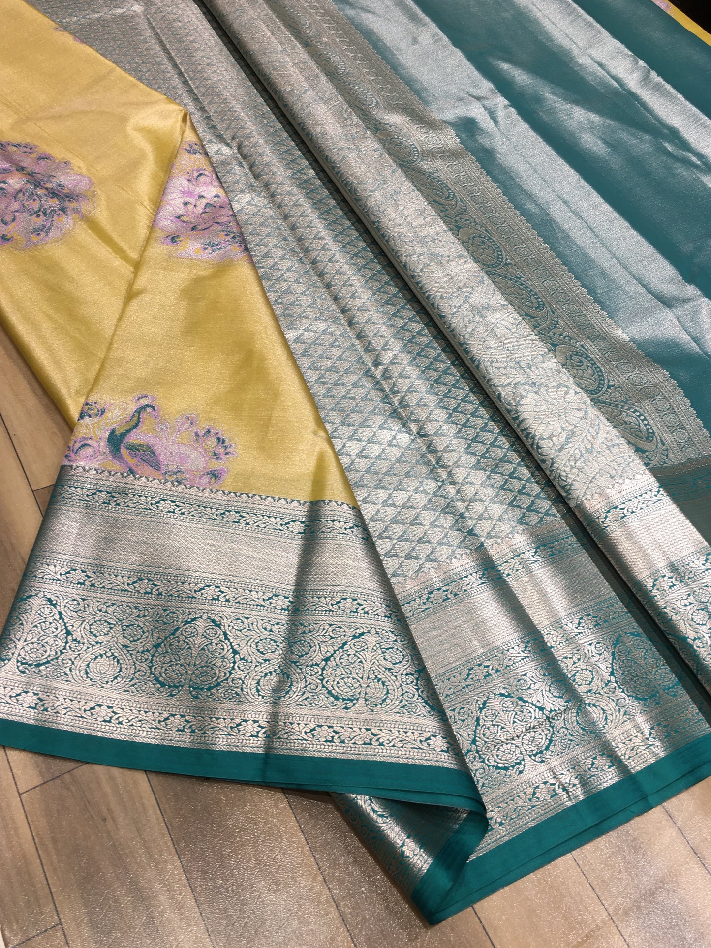 Semi Kanchipuram Tissue Saree