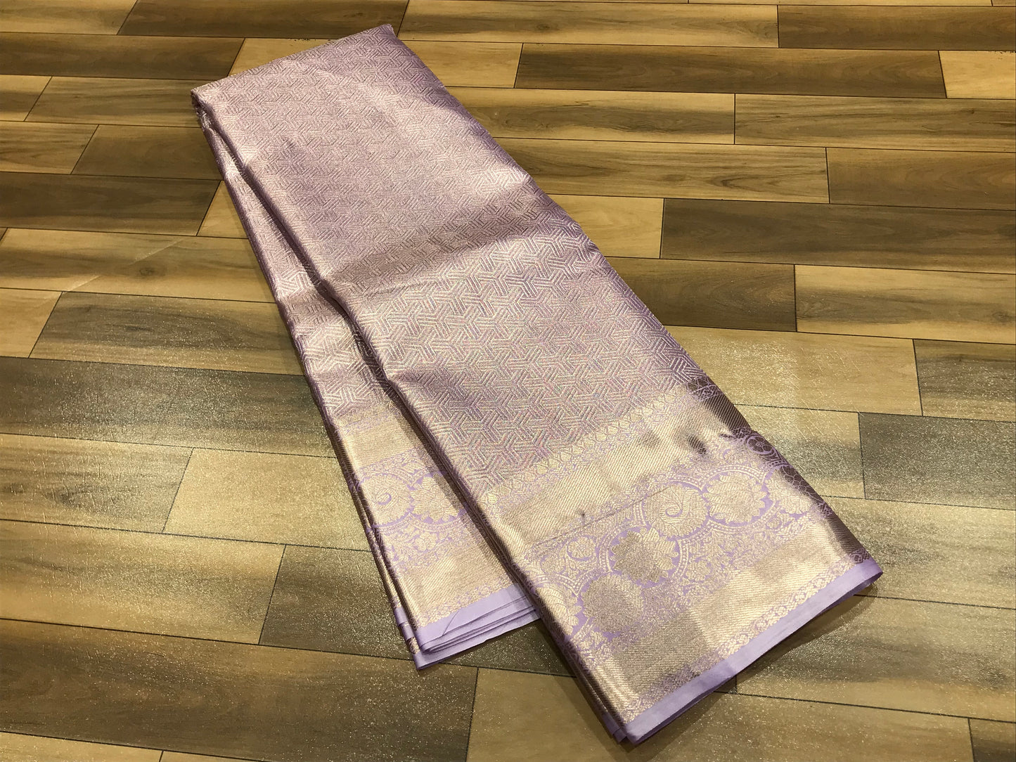 Semi Kanchipuram Tissue Saree