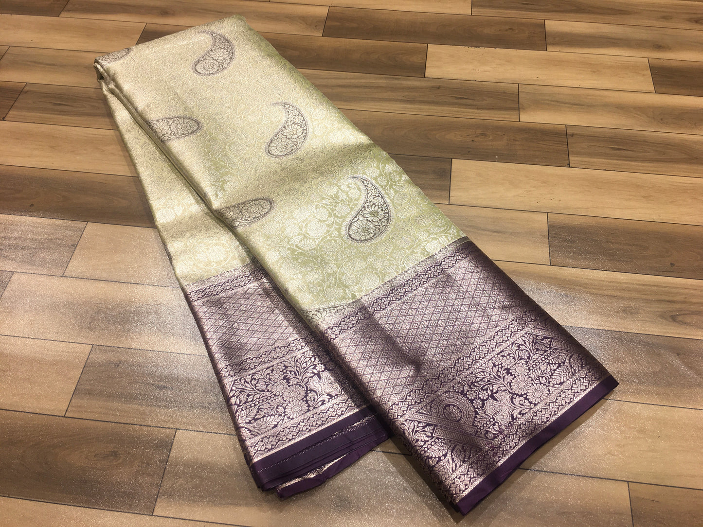 Semi Kanchipuram Tissue Saree