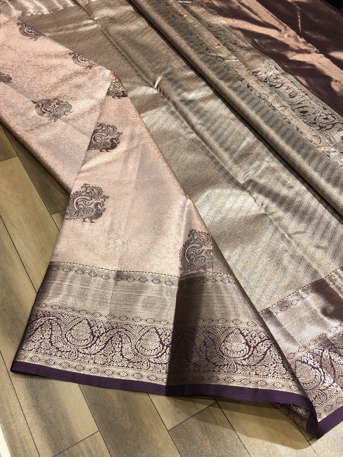 Semi Kanchipuram Tissue Saree