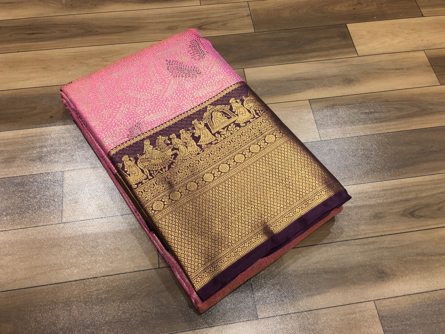 Semi Kanchipuram Tissue Saree