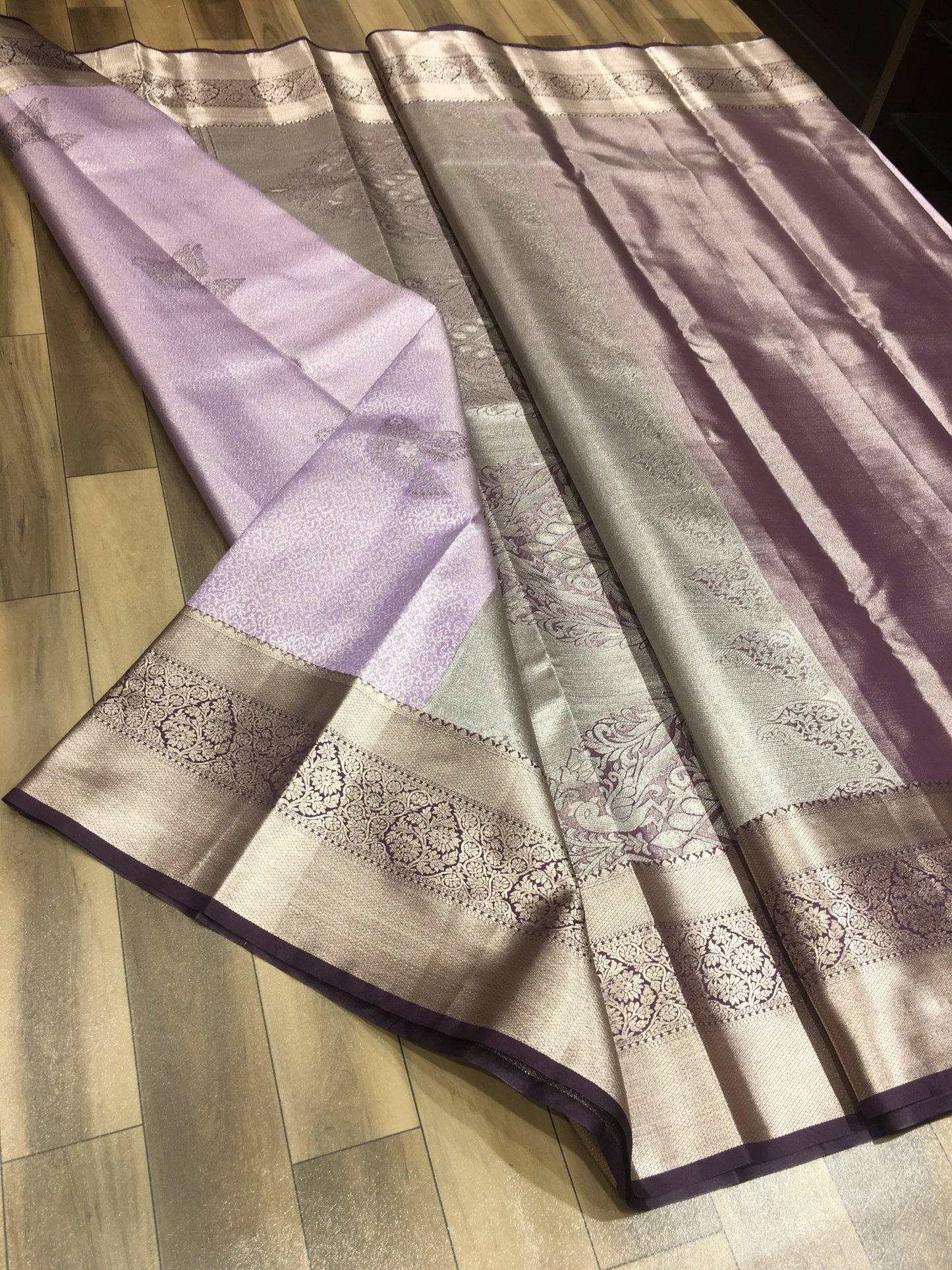 Semi Kanchipuram Tissue Saree