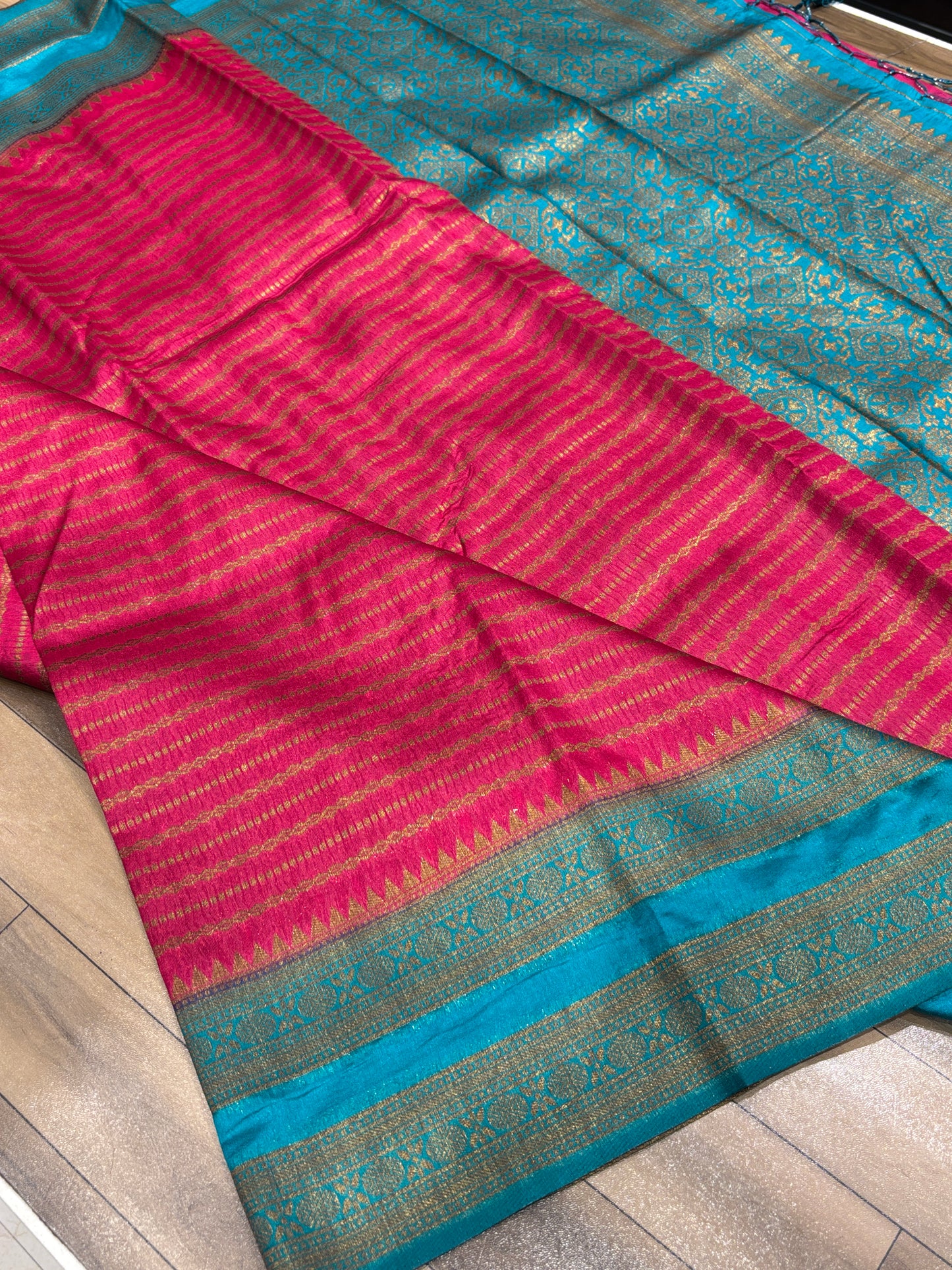 Dola Silk Saree