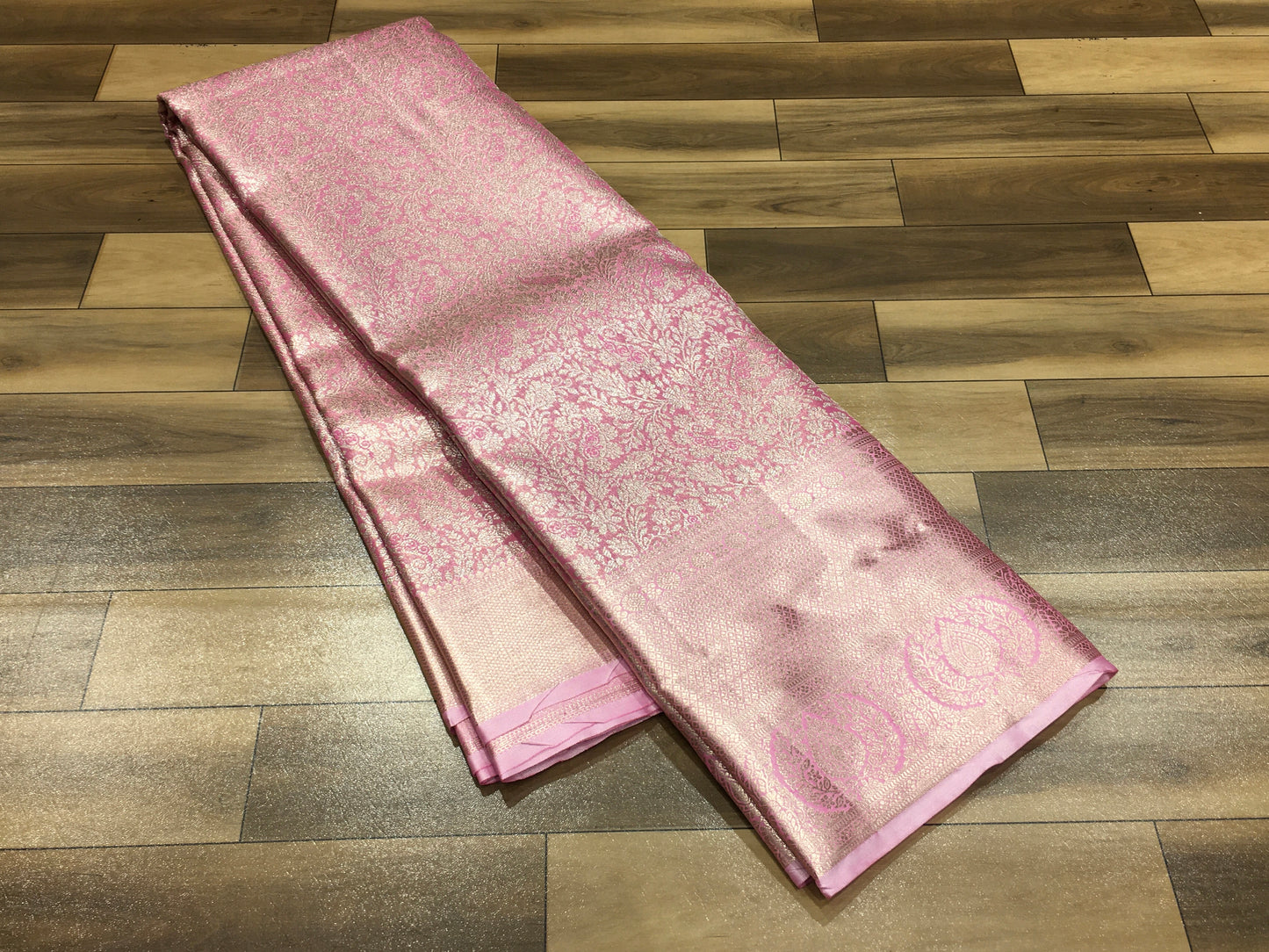 Semi Kanchipuram Tissue Saree