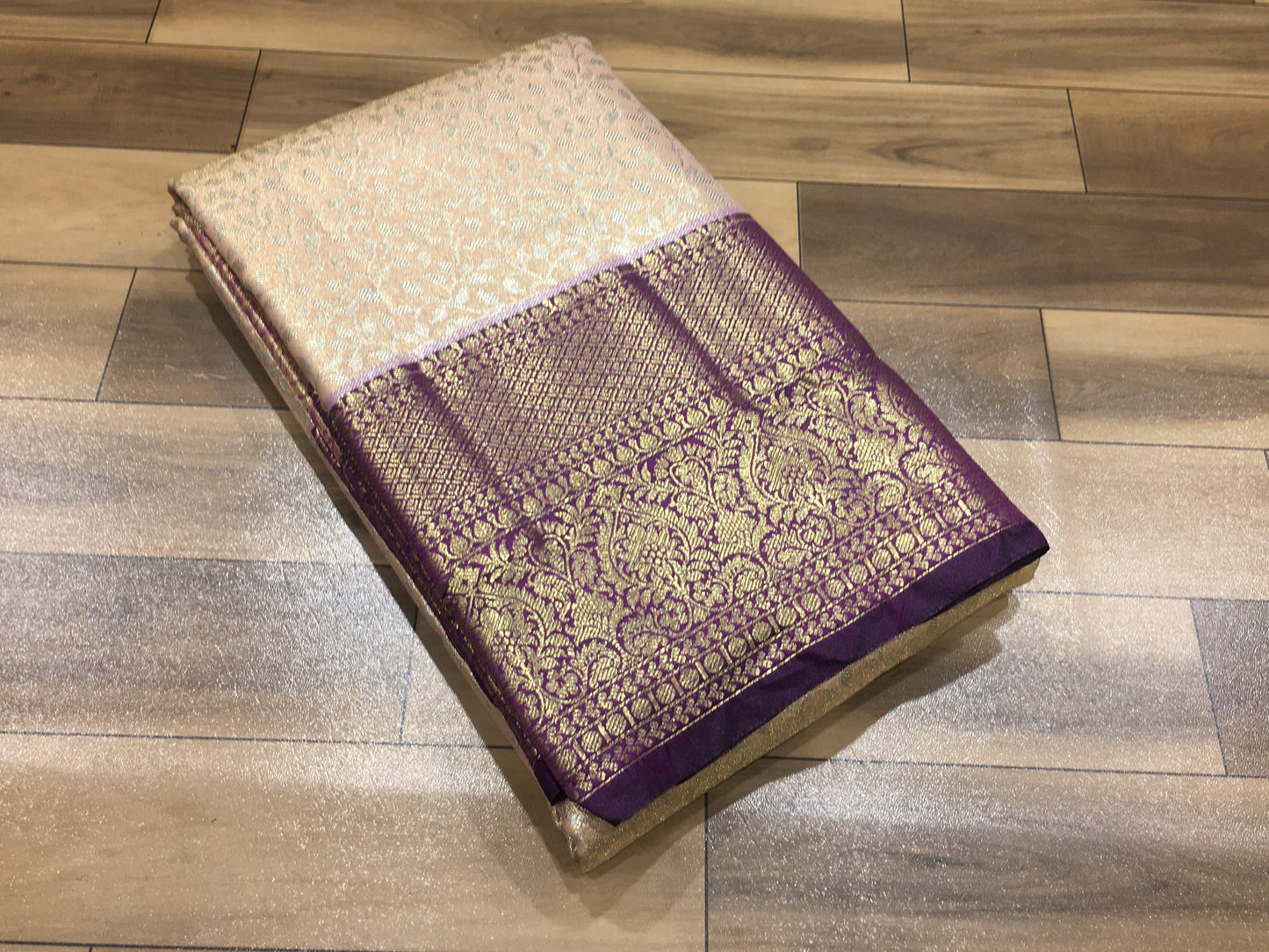 Semi Kanchipuram Tissue Saree