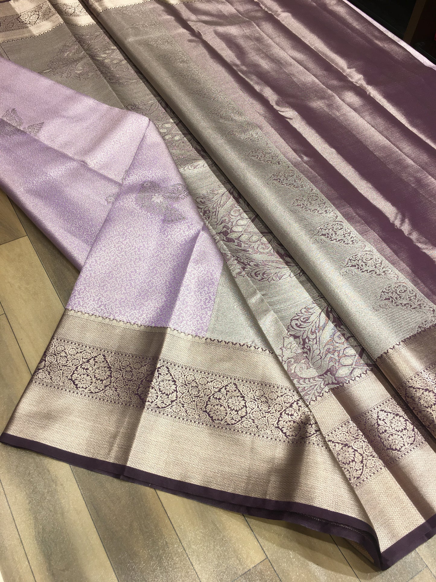 Semi Kanchipuram Tissue Saree