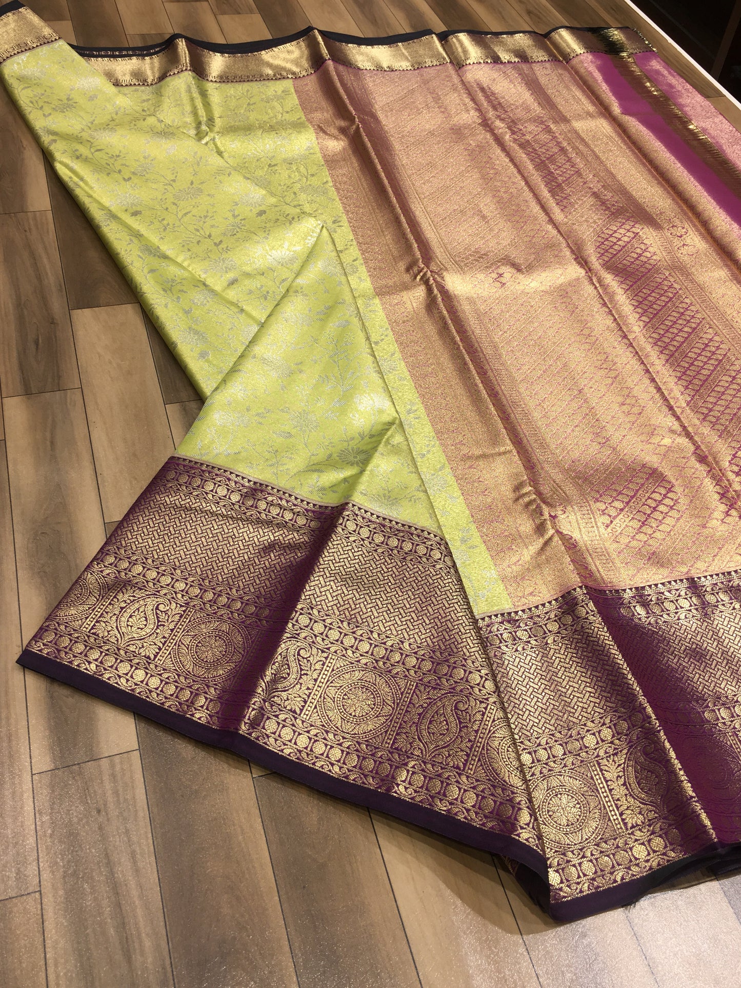 Semi Kanchipuram Tissue Saree