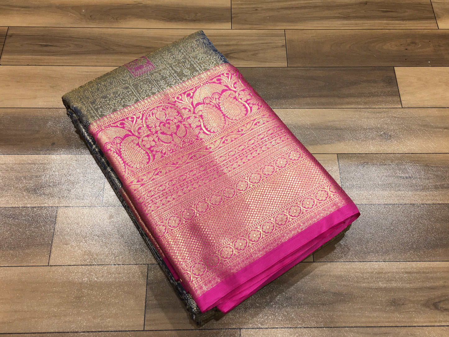 Semi Kanchipuram Tissue Saree