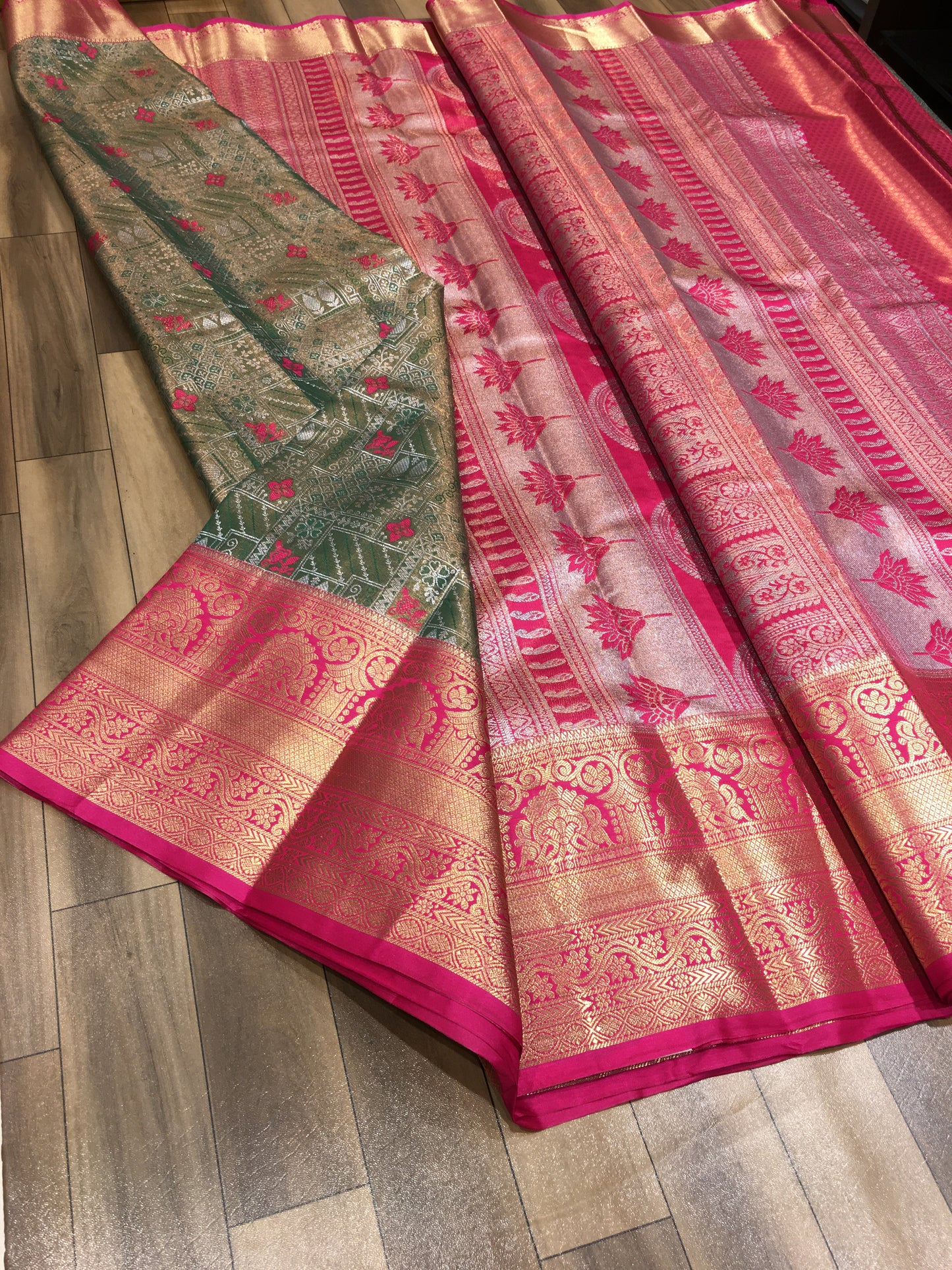 Semi Kanchipuram Tissue Saree