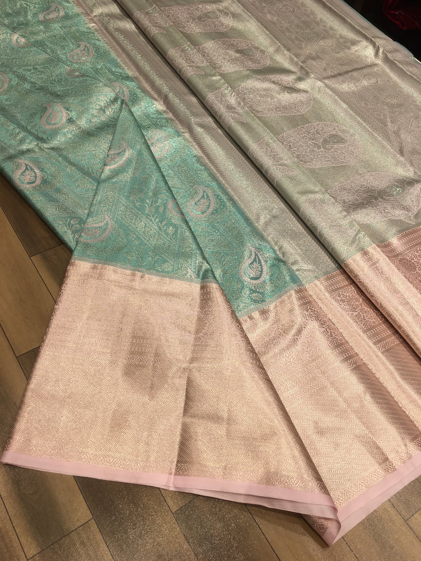 Semi Kanchipuram Tissue Saree