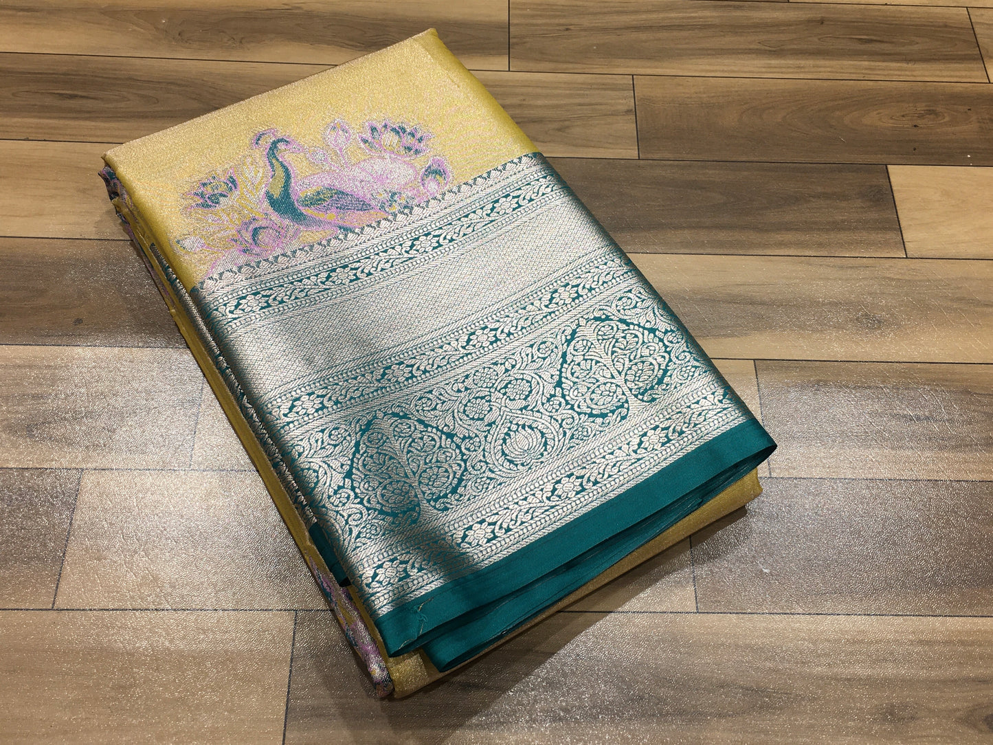 Semi Kanchipuram Tissue Saree