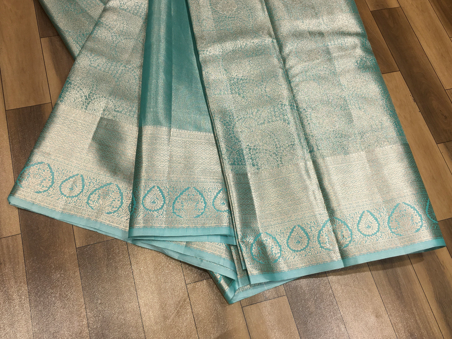 Semi Kanchipuram Tissue Saree