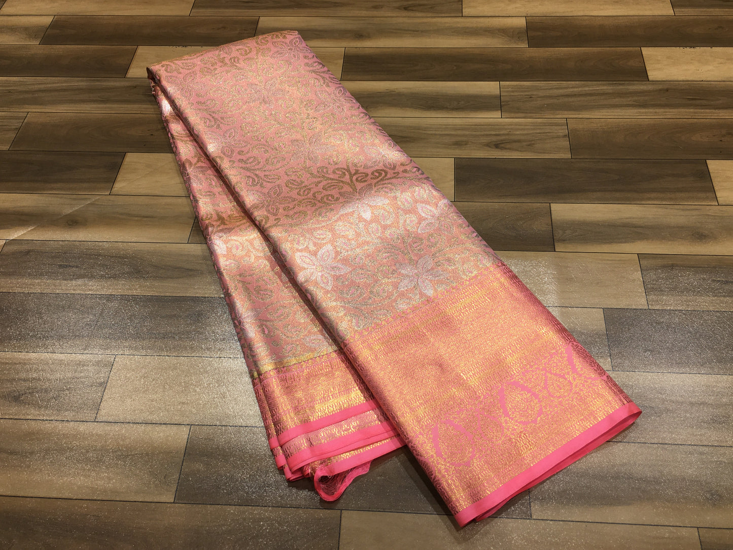 Semi Kanchipuram Tissue Saree